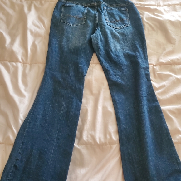 Maternity Jeans - Picture 2 of 4